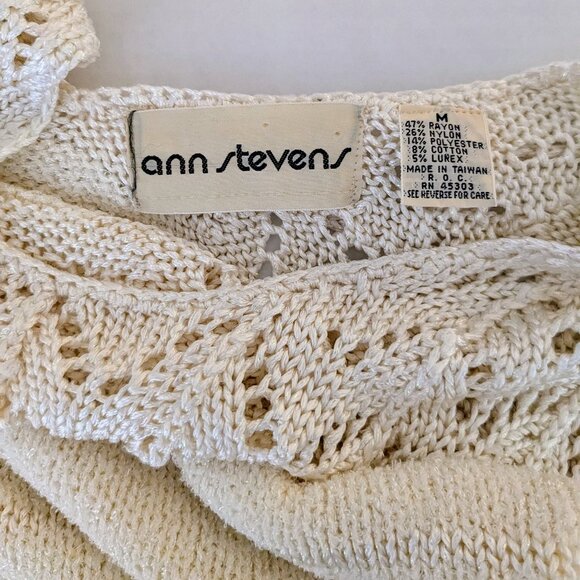 ANN STEVENS Vintage Women's Crocheted Short Sleeve Sweater Size M  Ivory - Picture 5 of 6